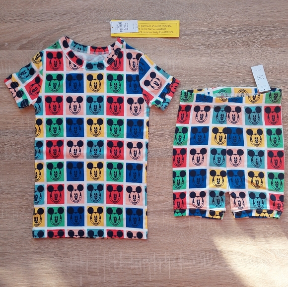 Gap Mickey pajamas size 6 - Picture 16 of 16